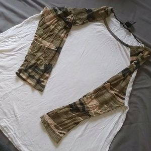 Forever 21 Quarter Length Shirt